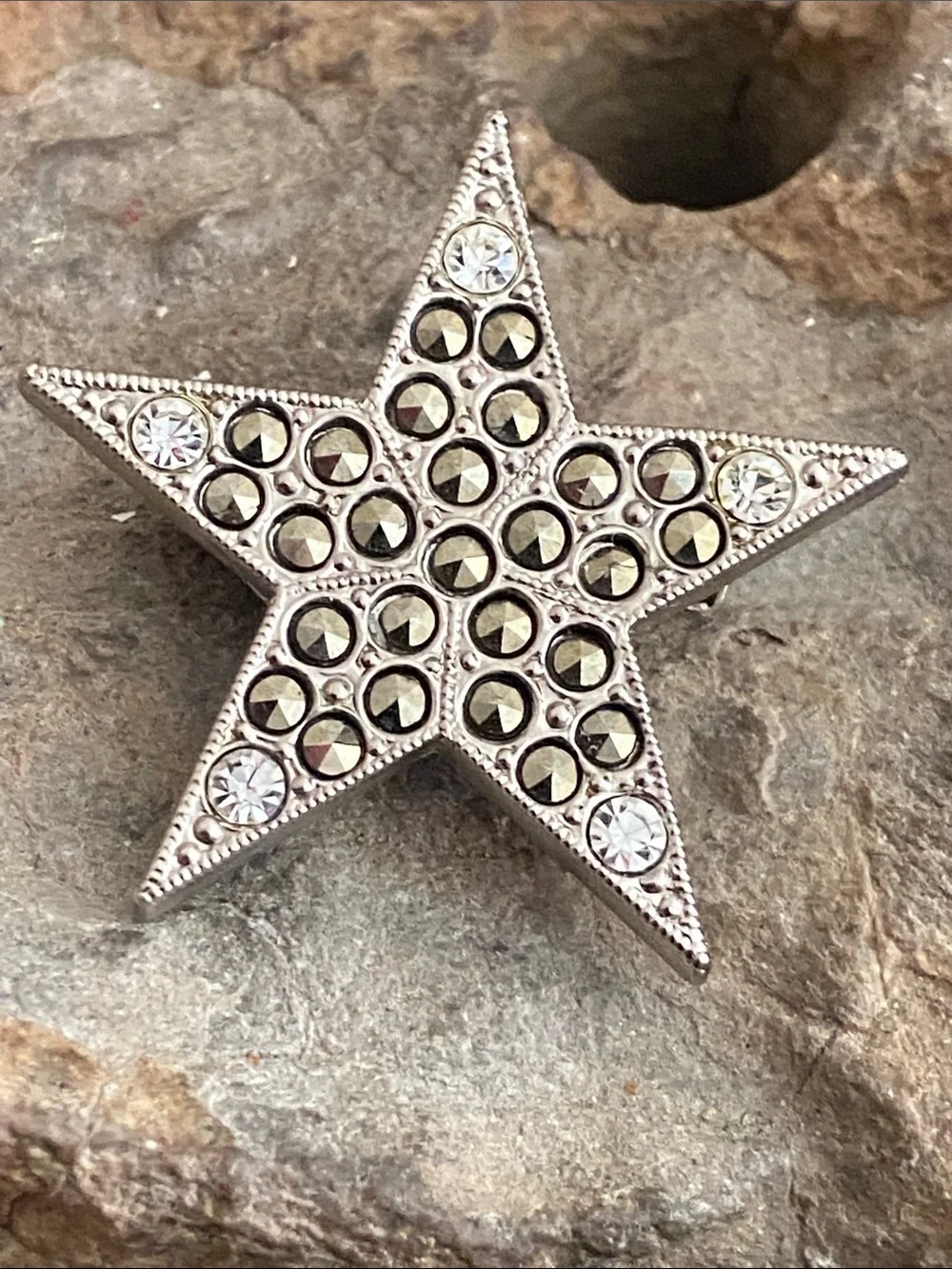 Vintage 80s 1928 Brand Star Shaped Rhinestone Broach